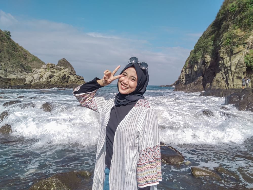 Daya Tarik Pantai Payangan Daya Tarik Pantai Payangan